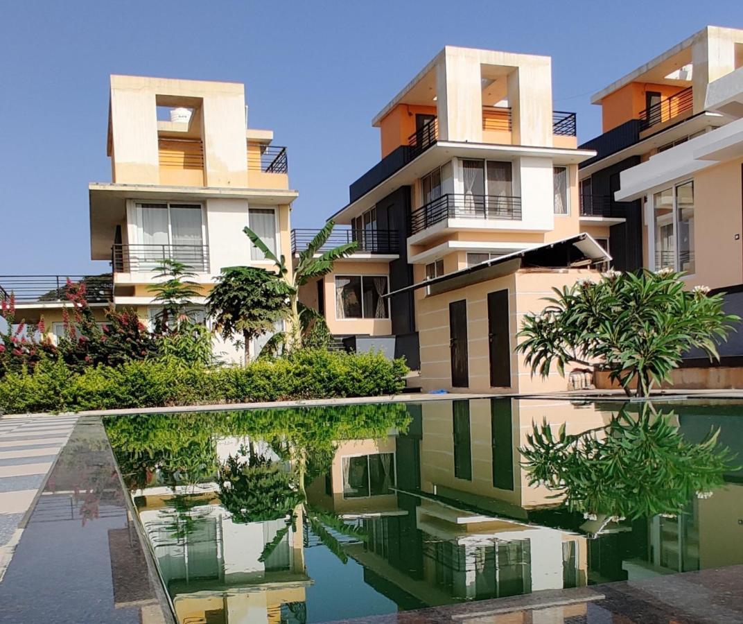 Royal Meadows - Igatpuri Bungalow B Eksteriør bilde